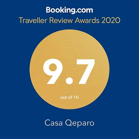 Hébergement de vacances Casa Qeparo